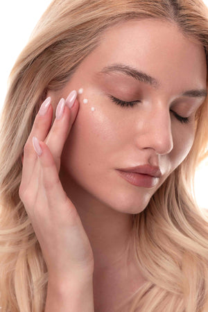 YURSLF pdrn benefits girl with pdrn